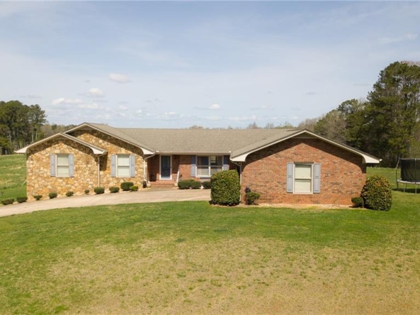 4960 Spot Road Cumming, Georgia 300401